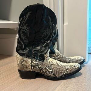 Unique Men’s Western boots by JB Dillon, Size 10 1/2 EE